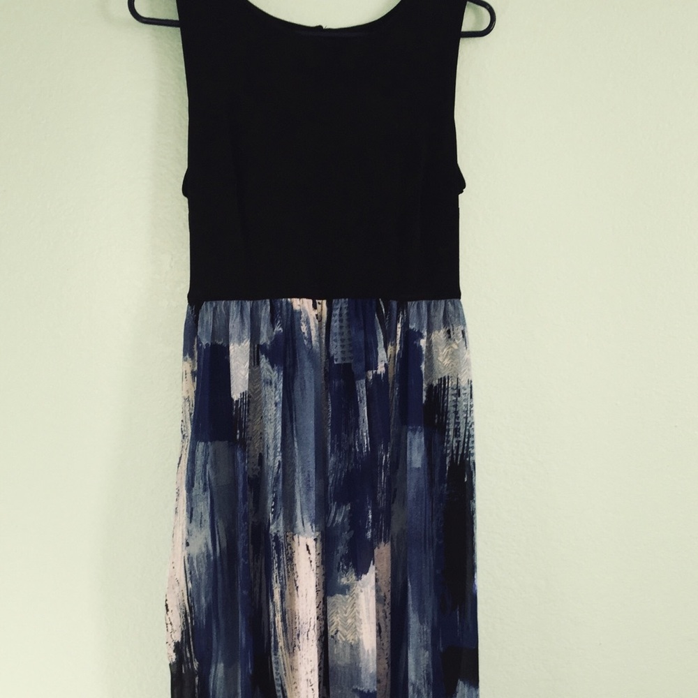 Long blue dress